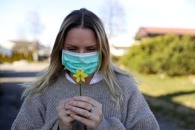 Szczyt czwartej fali koronawirusa przewidywany jest w Polsce mniej więcej na koniec listopada, początek grudnia. Kiedy koniec epidemii?