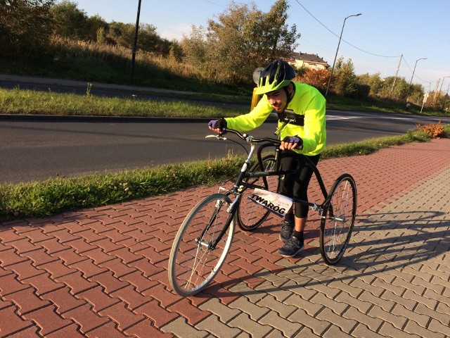 Kuba jest pierwszą osobą w Sosnowcu, która posługuje się rowerem do RaceRunningu. Korzystanie z tego pojazdu sprawia mu sporo przyjemności