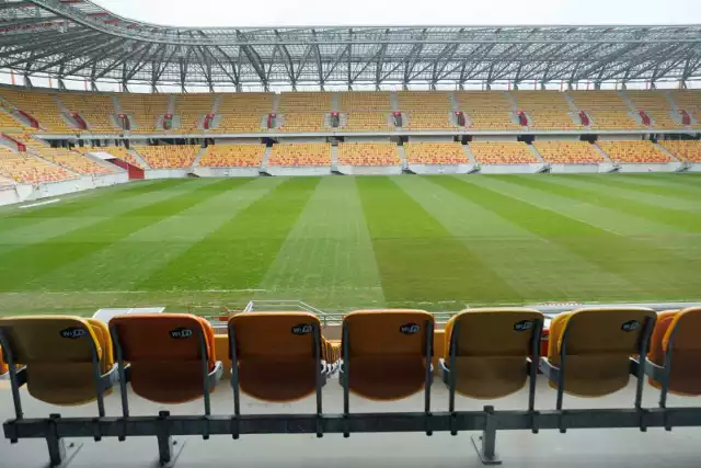 Spółka Stadion Miejski została powołana w 2013 roku do zarządzania stadionem, który został oddany do użytku w całości w październiku 2014 roku
