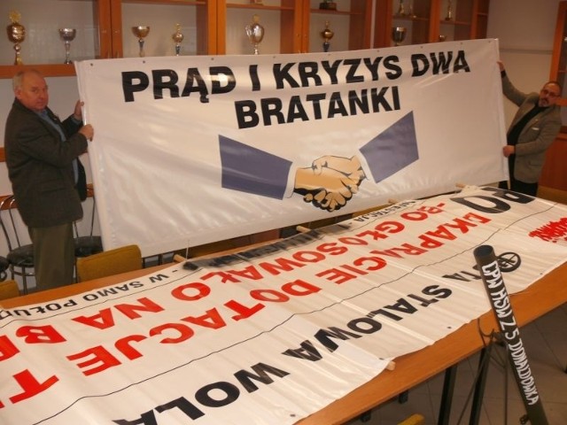 Takie transparenty niesione będą w czwartek na manifestacji w Rzeszowie.