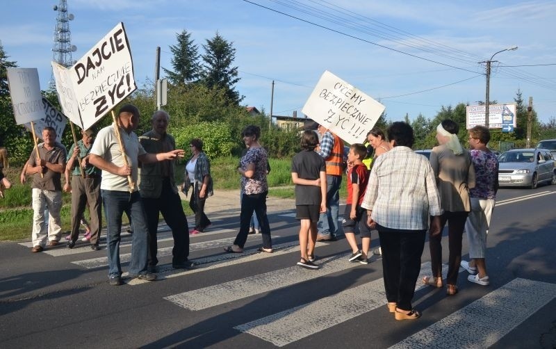 Protest w Nowosolnej. Blokady, przemarsz i sąd [FILM, zdjęcia]