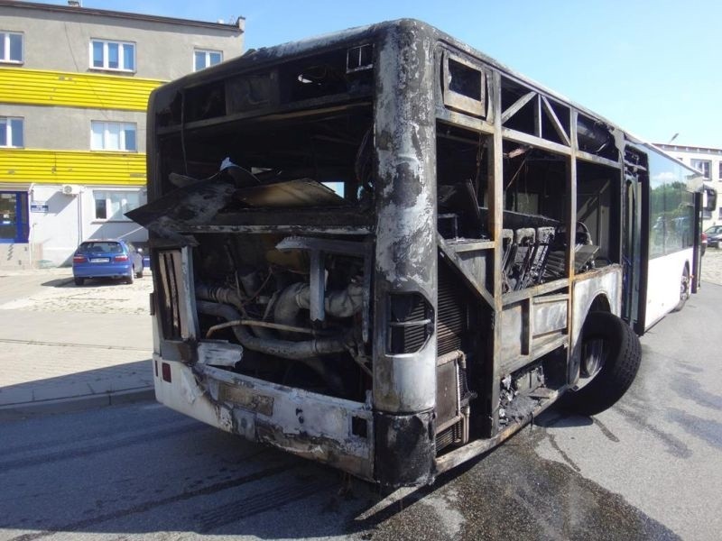 Spalił się autobus na ul. Łagiewnickiej [zdjęcia]