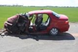 Tragiczny wypadek w Suwałkach. 45-letni kierowca fiata zginął na miejscu (zdjęcia)