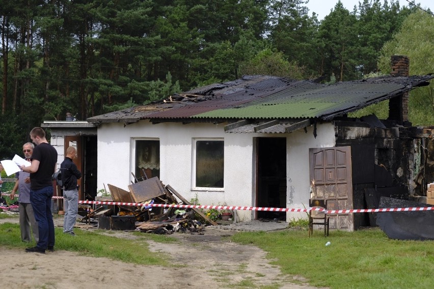 Pożar domu w Mierzynku wybuchł w sobotę około godziny 21. W...