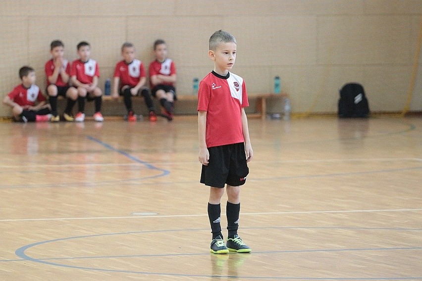 Młodzi piłkarze grali w Olszewie-Borkach [WIDEO, ZDJĘCIA]
