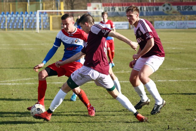 Gryf Słupsk na własnym stadionie podejmował Kaszubię.