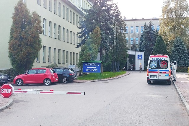 Szpital powiatowy dzięki otrzymanej pomocy zakupił w ostatnim czasie dużo nowego sprzętu oraz ambulanse