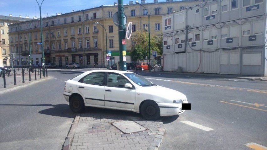 Oto polscy "Mistrzowie Parkowania"! Przeszli sami siebie...
