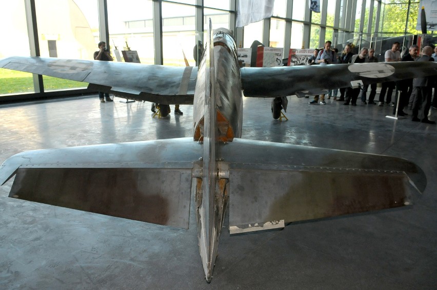 Legendarny myśliwiec w Muzeum Lotnictwa Polskiego [ZDJĘCIA, WIDEO]