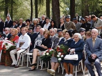 Wśród uczestników uroczystości nie mogło zabraknąć tych najważniejszych jej uczestników - kombatantów, pamiętających okrutny czas wojny Fot. Beata Szkaradzińska