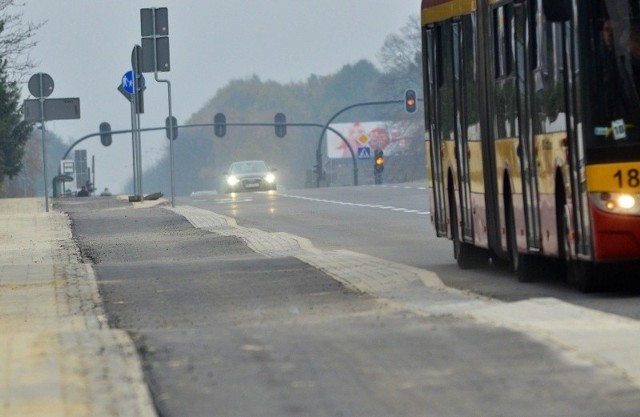 Tak prezentuje się ścieżka rowerowa na ul. Inflanckiej.