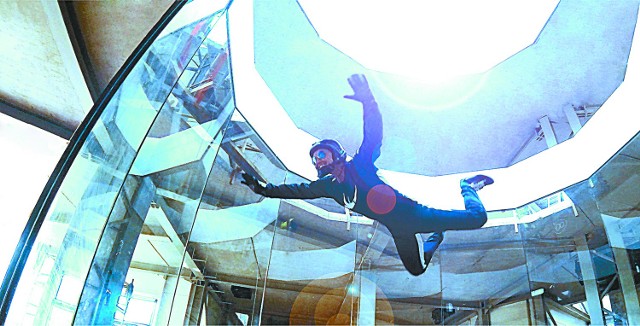 Tunel FreeFlyCenter ma służyć do ćwiczeń skoczkom spadochronowym i ale też amatorom mocnych wrażeń.