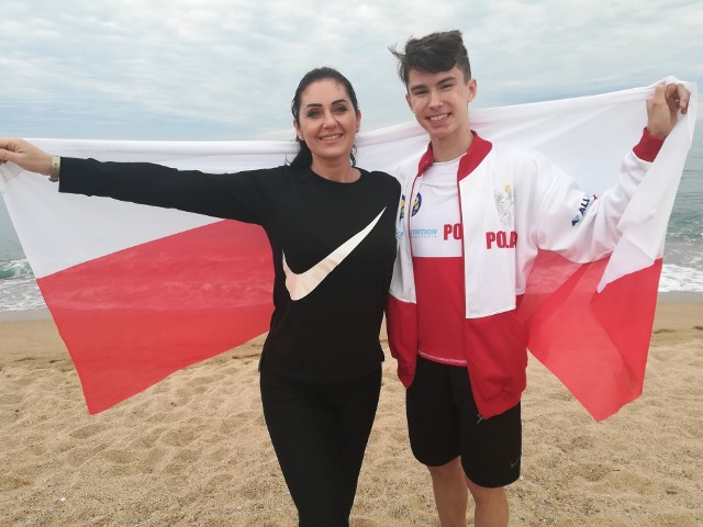 Trener Joanna Kępa z Dominikiem Jewiakiem z Ostrowca, który bardzo dobrze wypadł na mistrzostwach Europy w Santa Susana.