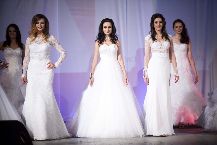 Finalistki Miss Polski Ziemi Radomskiej 2014 w sukniach ślubnych (wideo, zdjęcia)