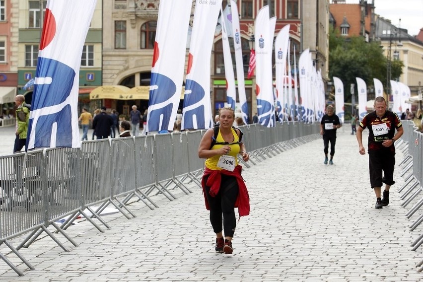 Maraton Wrocław - ZDJĘCIA - zawodnicy z numerami 4001 - 4200