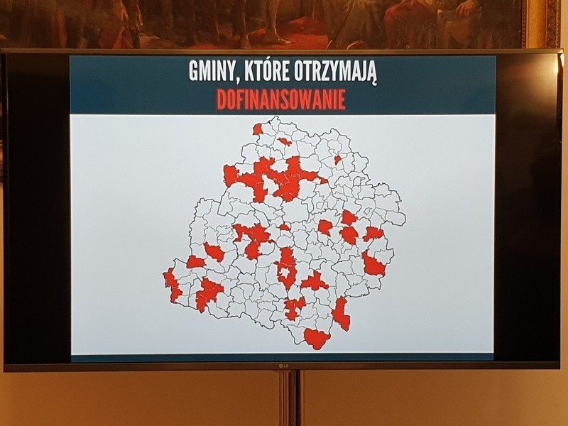 Remonty dróg powiatowych i gminnych w Łódzkiem za ponad 240 mln zł