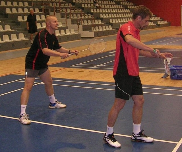 Marek Gałczyński (z prawej) i Dominik Ziętkowski zostali mistrzami Polski nauczycieli  do lat 45 w deblu.