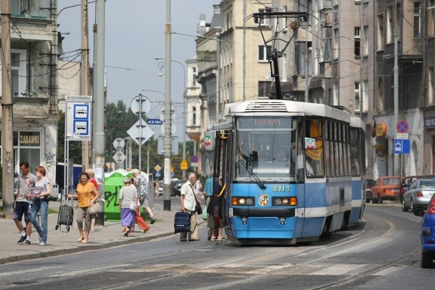 Wrocław: Ul. Nowowiejska już przejezdna dla tramwajów (FOTO)