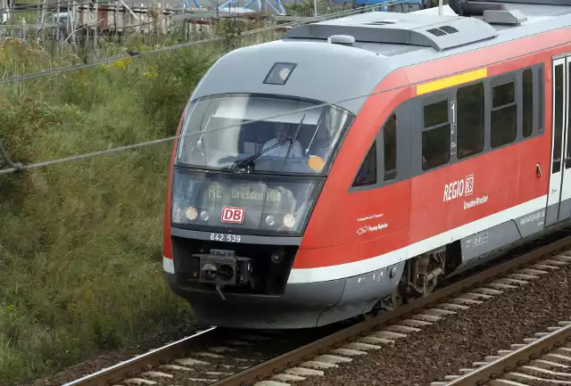 Kiedyś na trasie Wrocław - Drezno kursowały pociągi spalinowe niemieckiego przewoźnika DB