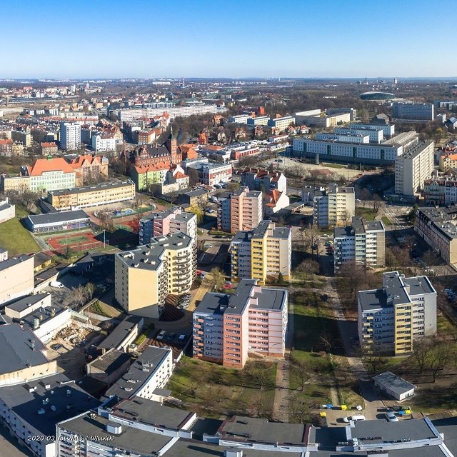 Wyludnione ulice Gliwic, zdjęcie wykonane w powszedni dzień