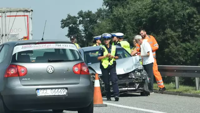 Wypadek na autostradzie A1 w Knurowie