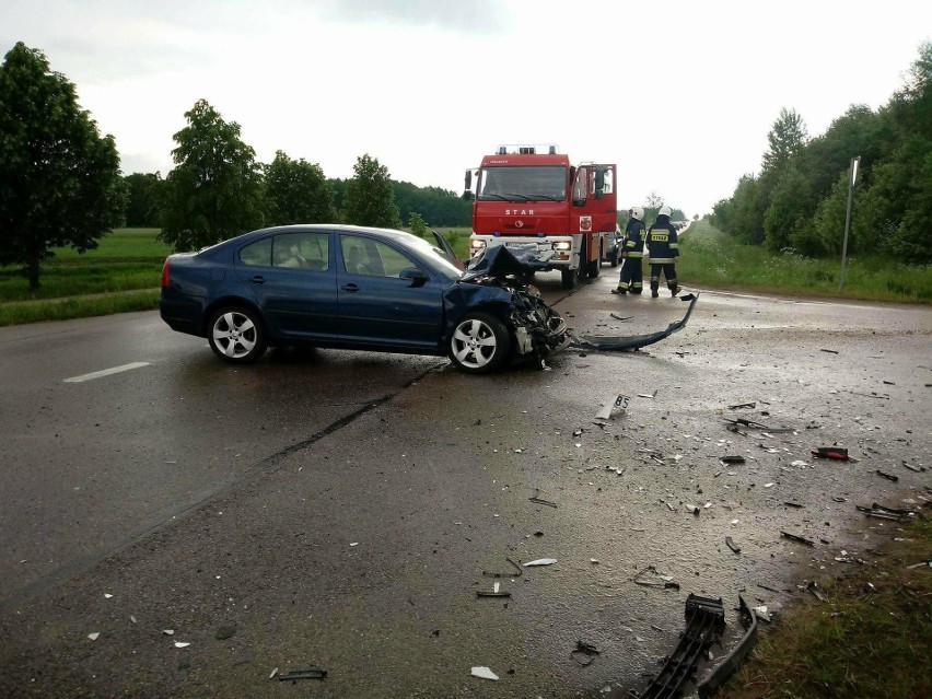 Zdarzenie miało miejsce około godz. 15:30. Na skrzyżowaniu w...