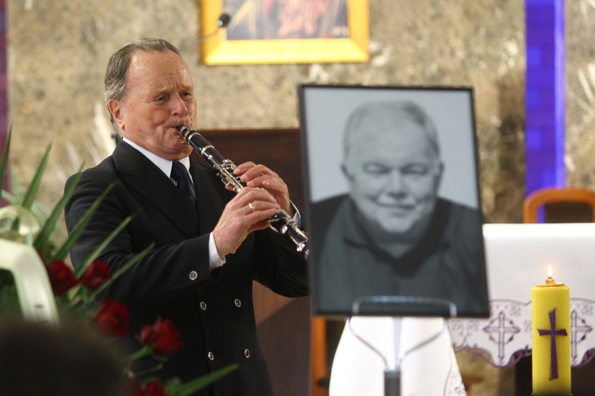 Ostatnie pożegnanie Janusza Majki, ikony Polskiego Radia Rzeszów [ZDJĘCIA]