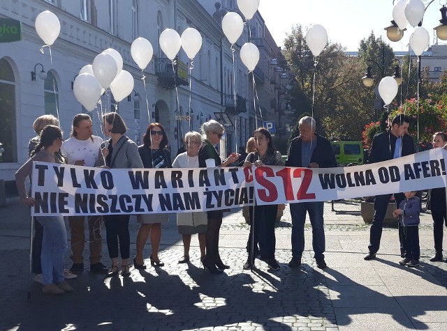 Protest mieszkańców Makowa Nowego i Makowca w sprawie wariantom trasy S12.