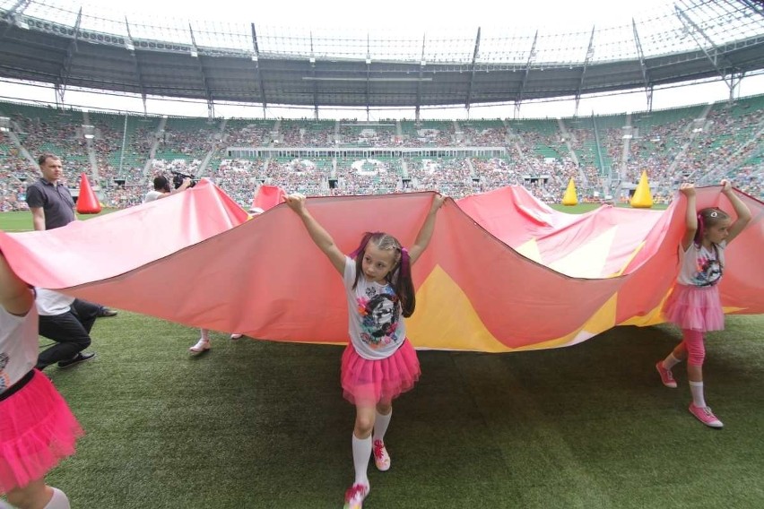 Wrocław: Dzień Przedszkolaka na Stadionie Miejskim (ZDJĘCIA, FILM)