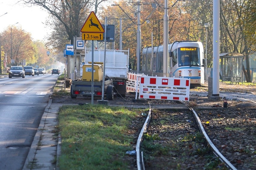 MPK tłumaczy, dlaczego prac na torowisku w Leśnicy nie można...