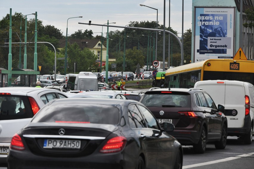 Poważne utrudnienia przy Śródce, a także przy ul....