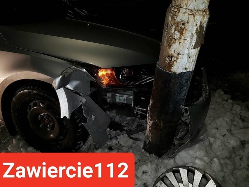 Wypadek w Zawierciu na śliskiej nawierzchni