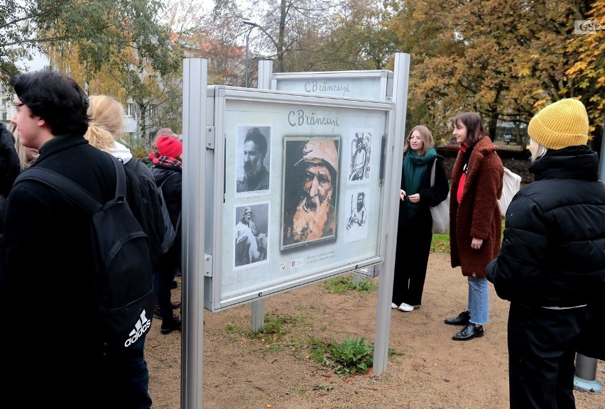 Nowa wystawa na skwerze przy Liceum Plastycznym w Szczecinie [ZDJĘCIA]