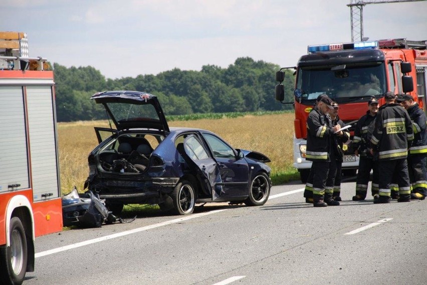 20-latka jadąca obwodnicą postanowiła skręcić w lewo, nie...