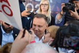 Prezydent Andrzej Duda w Lęborku. Zapowiedział m.in. przyspieszenie budowy S-6  i modernizację Marynarki Wojennej. Były gwizdy