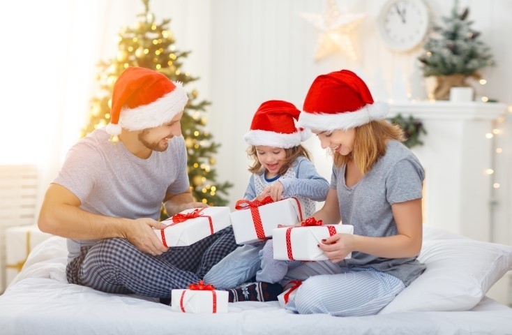 W tym roku Boże Narodzenie będzie skromniejsze. Na organizację świąt Polacy zamierzają wydać ok. 744 zł. To znacznie mniej niż przed rokiem
