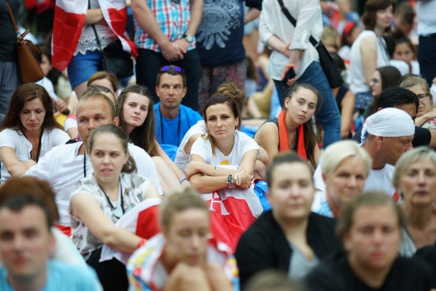 Papież w oknie: Proszę, dziękuję, przepraszam - kluczem do życia małżeńskiego