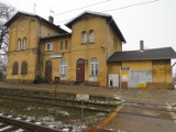 Wójt: - Kolej daje nadzieję na remont budynku dworca w Wagańcu