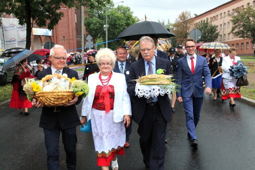 Miejskie dożynki odbywają się w niedzielę w Dąbrowie...