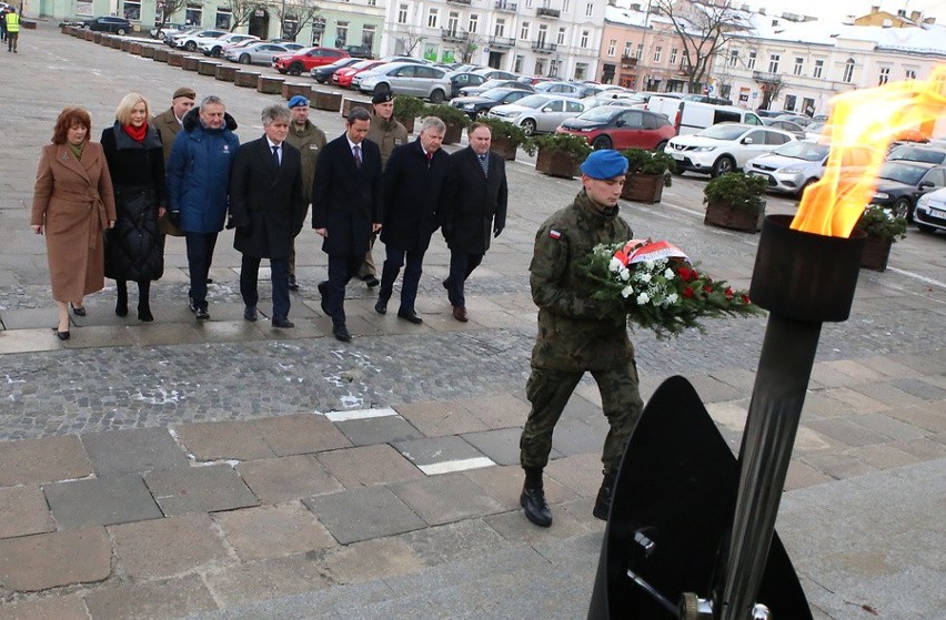 W Kielcach oddano cześć marszałkowi Józefowi Piłsudskiemu - honorowemu obywatelowi miasta