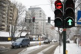 Kraków. Sekundniki na skrzyżowaniach do likwidacji, bo nie potrafią "dogadać się" z inteligentną sygnalizacją świetlną [ZDJĘCIA]