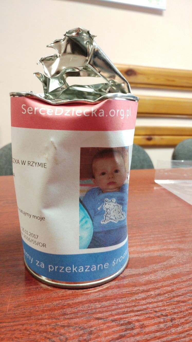 Trzemeszno: Ukradł puszkę z pieniędzmi dla chorego chłopca