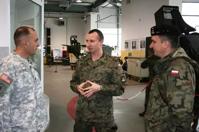 Joseph Baker (z lewej) odwiedził m. in. ośrodek szkolenia czołgowego Leopard.