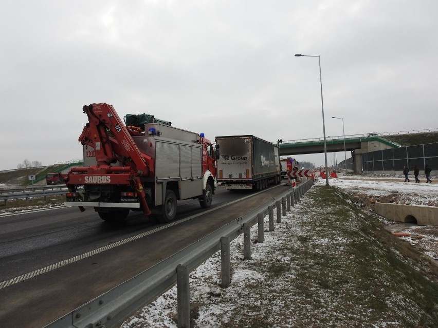 Wypadek śmiertelny na S8 w m. Stare Krzewo. Dwóch kierowców...