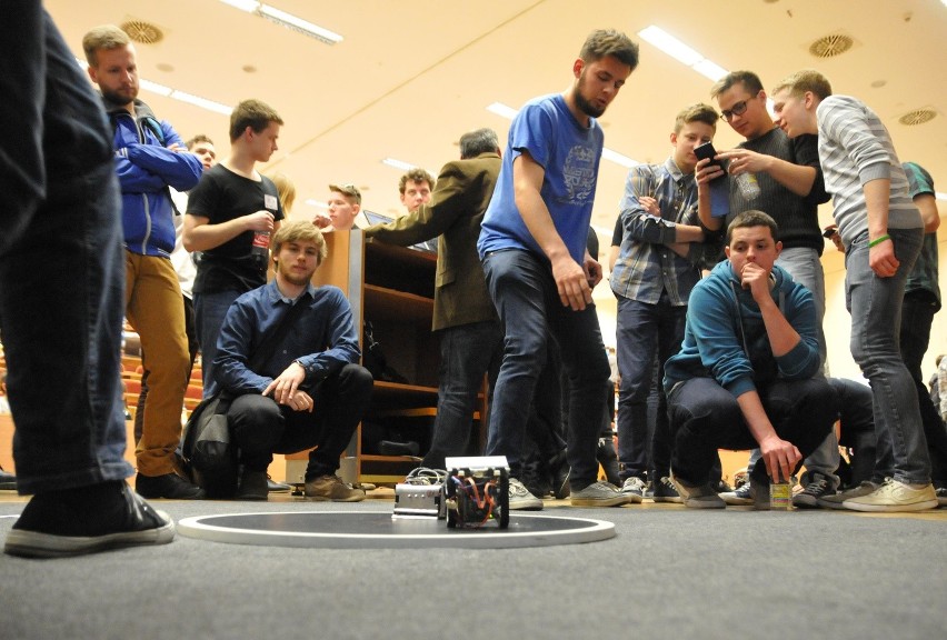 Regionalny turniej walk robotów w sumo
Walki robotów na UTP