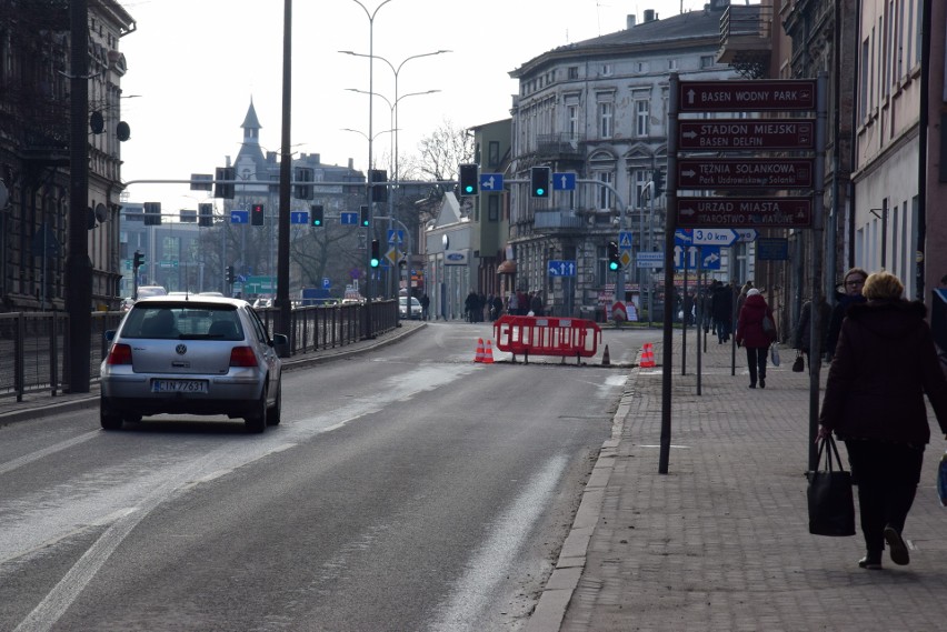 Kierowcy jadący w stronę centrum muszą korzystają z objazdu...