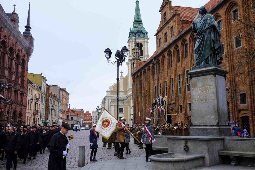 Święto UMK w Toruniu. W którym kierunku zmierza uczelnia? 