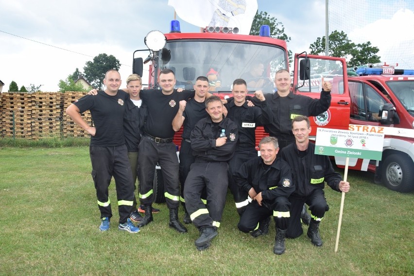 Bosutów i Poskwitów to najlepsze drużyny strażackie w powiecie krakowskim. Zawody sportowo-pożarnicze [ZDJĘCIA]