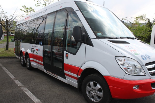 Zgubiła kopertę z 12 tys. zł na wesele. Odnalazł ją kierowca autobusu