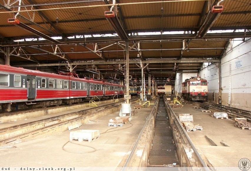 2009 r., Lokomotywownia - hala napraw taboru kolejowego.